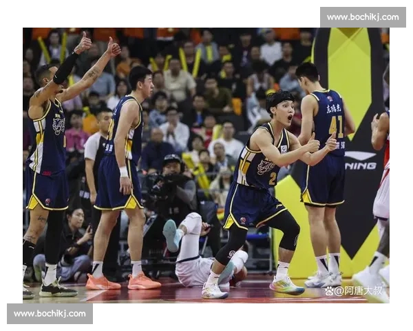 CBA最新战报精彩回顾各队比分变化与赛场焦点分析